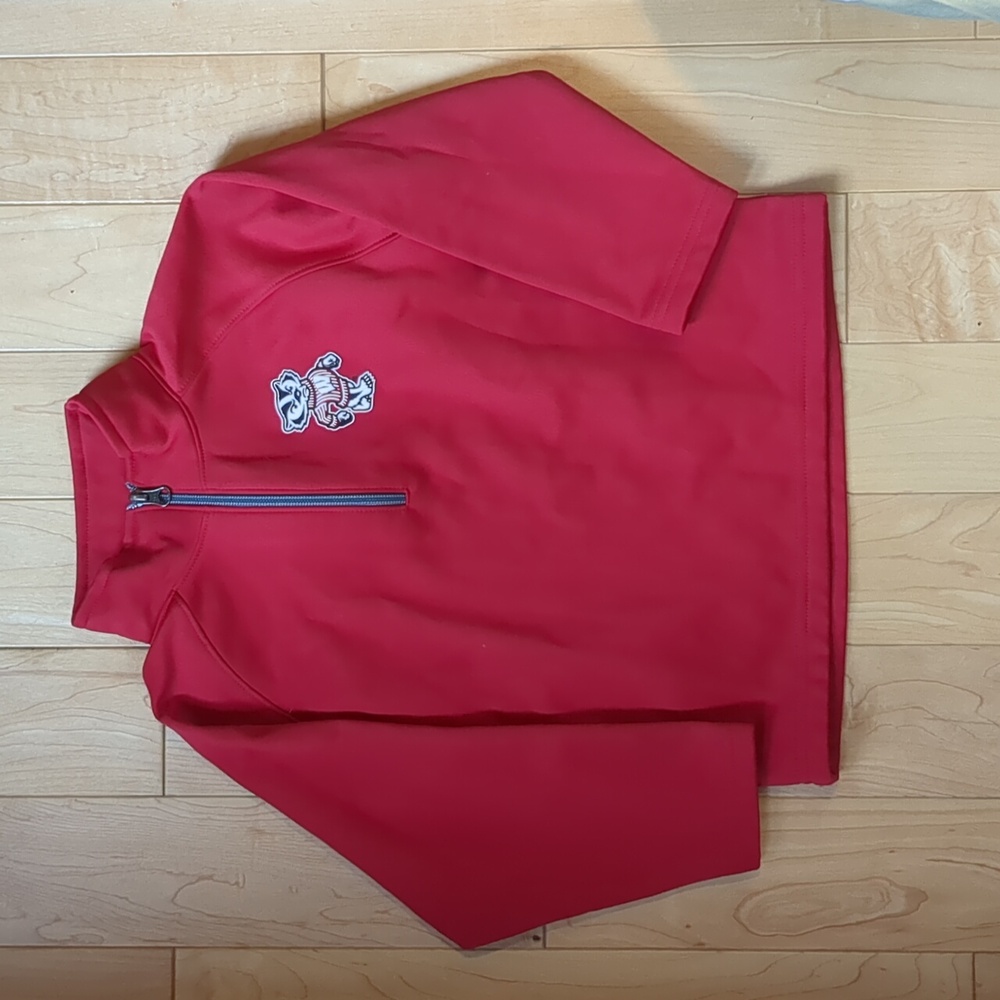 Wisconsin Badger quarter zip 4t